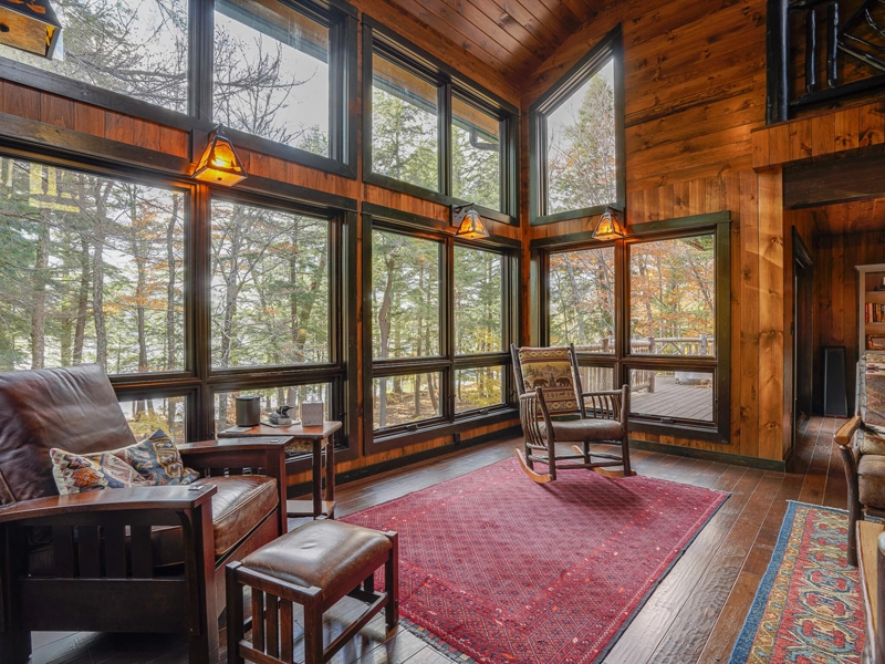Finished custom interior from a custom home builder Adirondacks NY